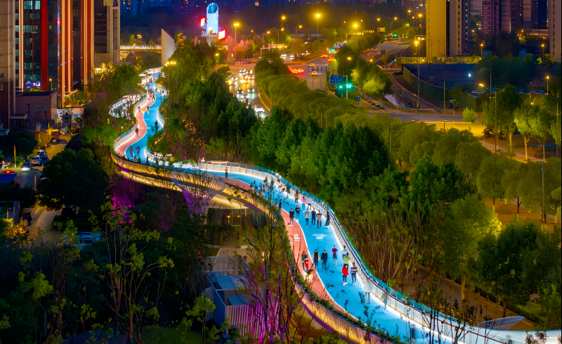 南京雨花数据线公园千米光影长廊点亮智慧夜景