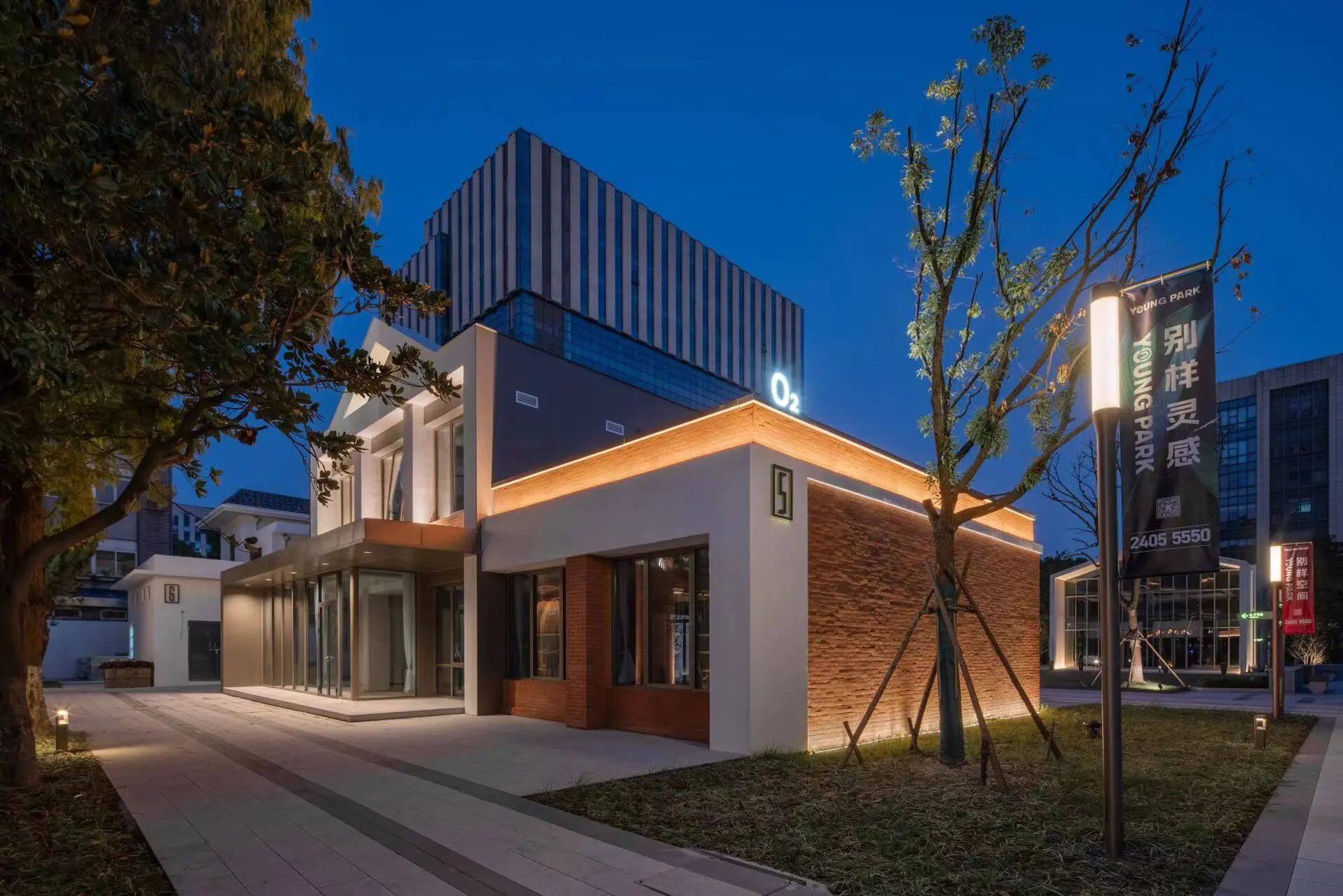 上海利丰广场young park灯光设计-中国照明网