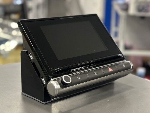 法雷奥与Stellantis合作，推出再制造LED头灯和车载显示屏2